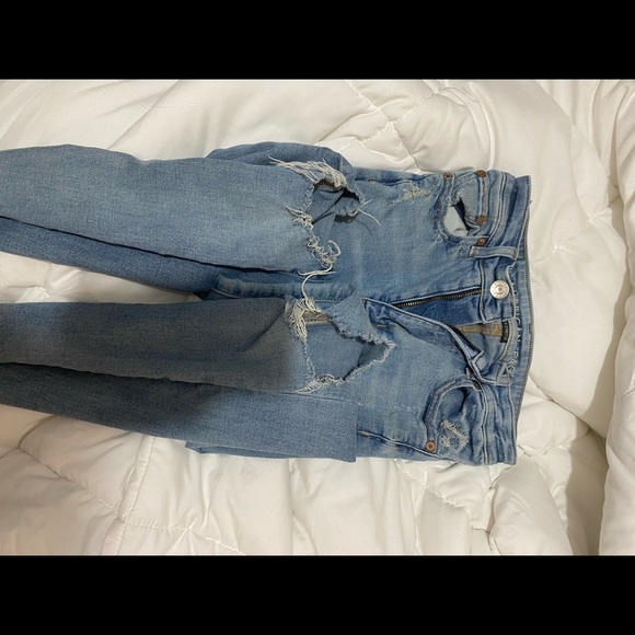 Jeans - Picture 2 of 2